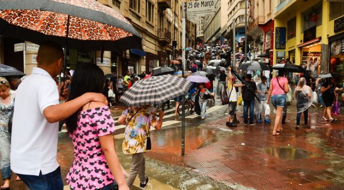 Fecomercio estima em R$ 45 milhões prejuízo com chuva em São Paulo