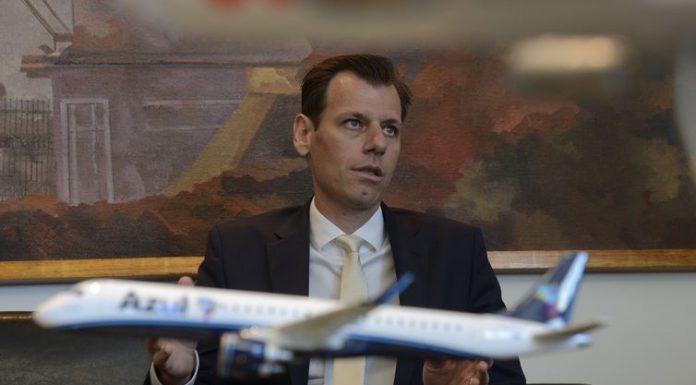 Leilão de 12 aeroportos deve arrecadar mínimo de R$ 2,1 bilhões