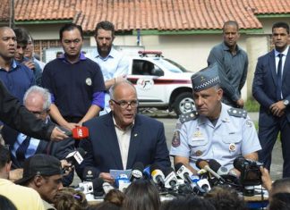 Polícia acredita que tiroteio foi cuidadosamente planejado