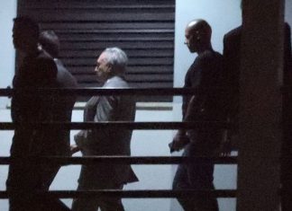 Temer fica em silêncio durante interrogatório na Polícia Federal