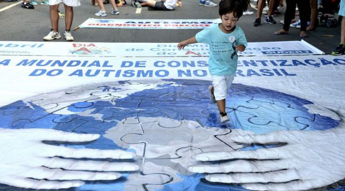 Autismo: desinformação e mitos alimentam preconceito