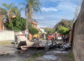 Avião de pequeno porte cai e deixa um morto em Belo Horizonte