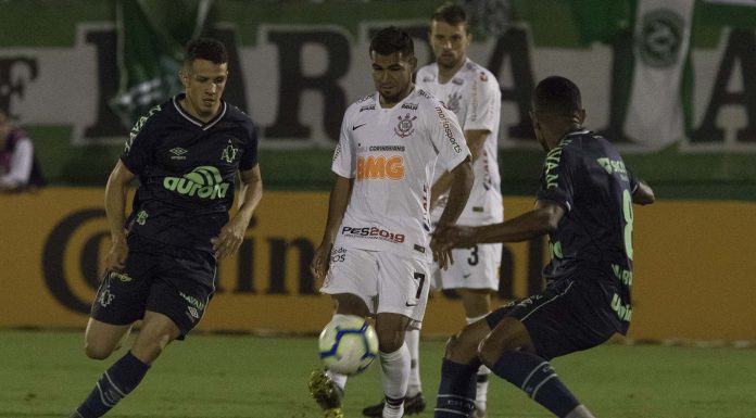 Corinthians perde para a Chape na Copa do Brasil