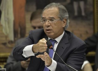 Guedes detalhará em comissão especial impactos de nova Previdência