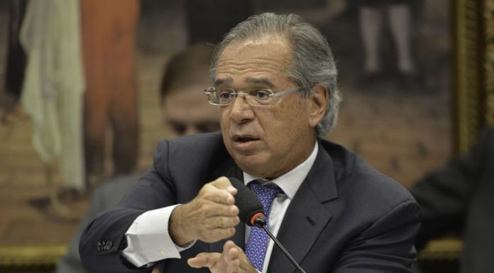 Guedes detalhará em comissão especial impactos de nova Previdência