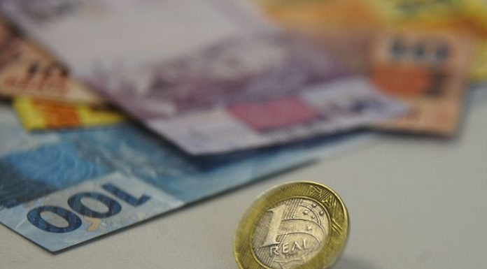 Justiça bloqueia R$ 3,57 bilhões do MDB, PSB, políticos e empresas