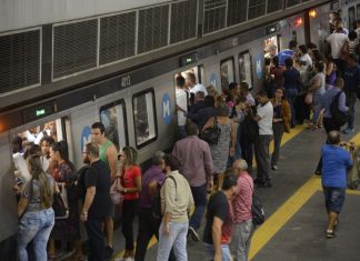Metrô do Rio é o primeiro a usar tecnologia NFC (de aproximação)