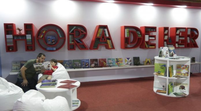 No Dia do Livro Infantil, escritora dá dicas para incentivar a leitura
