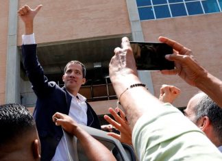 Opositores de Maduro preparam protestos para 1º de maio