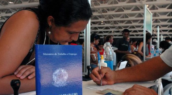 Feira de profissões da USP está aberta à visitação até sábado (24)