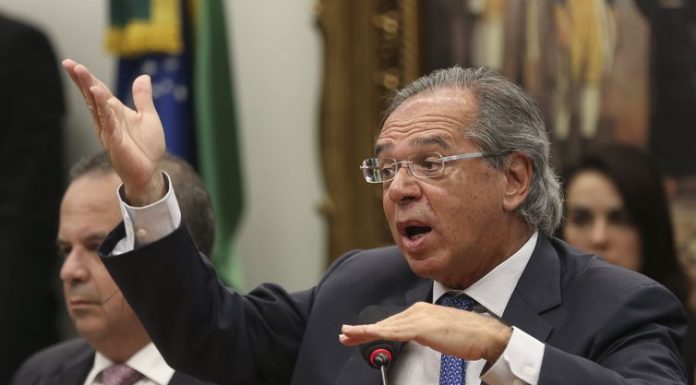 Proposta para a Previdência pretende retirar privilégios, diz Guedes