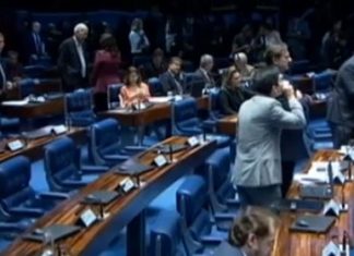 CCJ suspende votação do parecer da reforma da Previdência