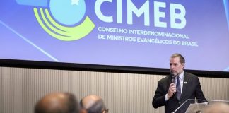 Trabalho de evangélicos merece reconhecimento, diz Dias Toffoli