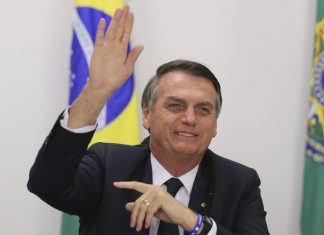 Bolsonaro diz que governo vai corrigir tabela do Imposto de Renda