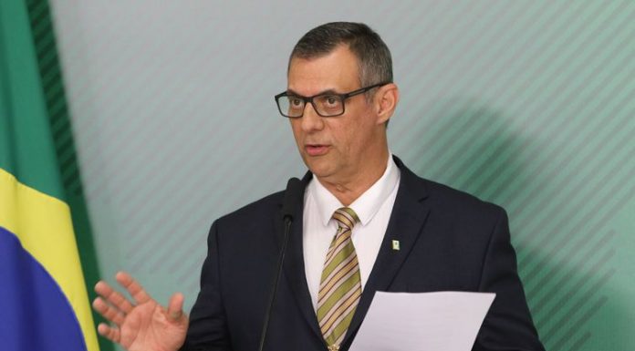 Bolsonaro não participará de atos pró-governo, diz porta-voz
