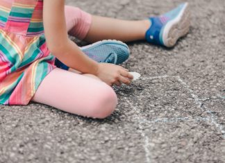 Mais de 70% da violência sexual contra crianças ocorre dentro de casa
