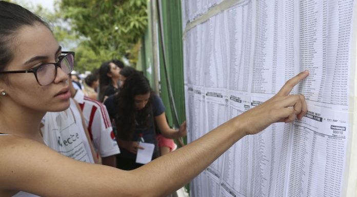 Materiais online podem ajudar estudante a se preparar para o Enem
