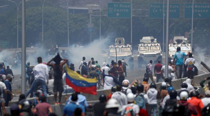 Maduro volta a ameaçar prender líderes da oposição