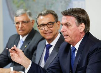 Ministro diz que não houve corte em orçamento das universidades