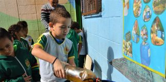 Escolas de Embu das Artes têm programa de coleta de óleo usado
