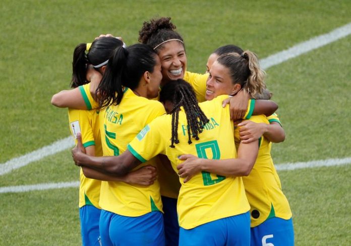 Com show da atacante Cristiane, o Brasil derrota a Jamaica por 3 a 0