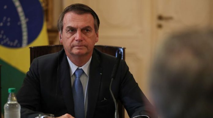 No Twitter, Bolsonaro defende internação compulsória de dependentes