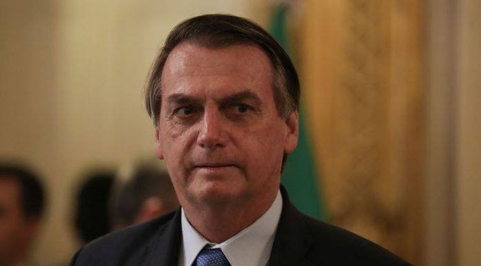 Privatização dos Correios ganha força no governo, diz Bolsonaro
