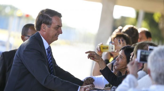 Bolsonaro se reúne com governadores da Amazônia Legal