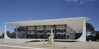 Conselho abre processo disciplinar contra procurador que criticou STF