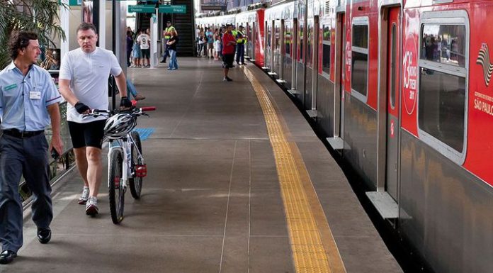 Embarque de ciclistas em trem de São Paulo aumenta 332% em 10 anos