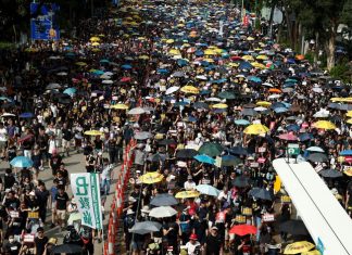Hong Kong permanece sob tensão contra projeto de lei sobre extradição