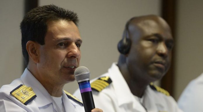 Marinha do Brasil faz operação com mais de 3 mil militares