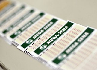 Bolão de assessores do PT ganha prêmio da Mega de R$ 120 milhões