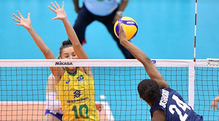 Brasil perde para Estados Unidos na Copa do Mundo de Vôlei Feminino
