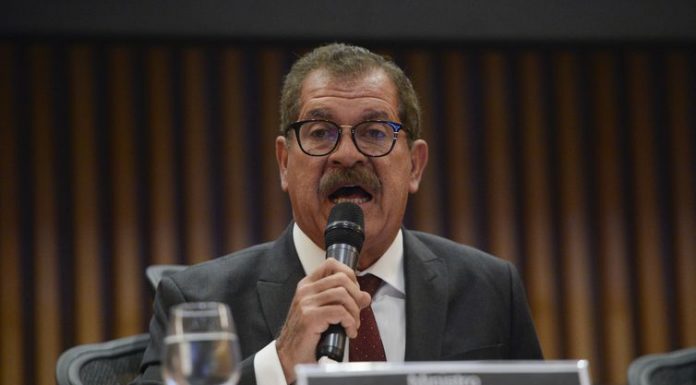 CNJ afasta magistrados suspeitos de vender sentenças no TRT-5