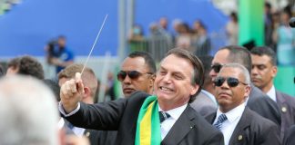 Esplanada recebe cerca de 30 mil pessoas no desfile de 7 de setembro
