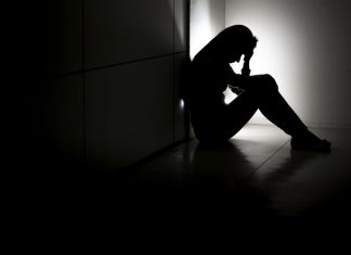 Médicos e estudantes mostram importância de se prevenir o suicídio