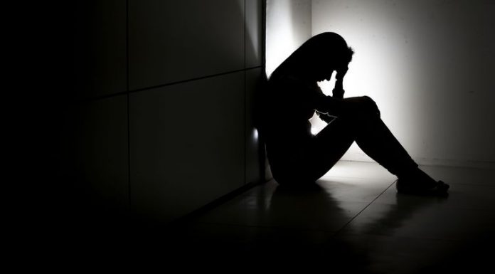 Médicos e estudantes mostram importância de se prevenir o suicídio