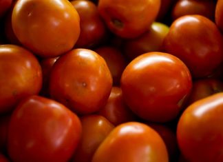 Cebola e tomate ficam mais baratos nas centrais de abastecimento