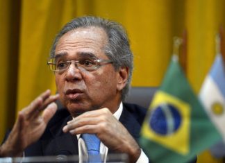 Crescimento de 2020 será o dobro do deste ano, afirma Guedes
