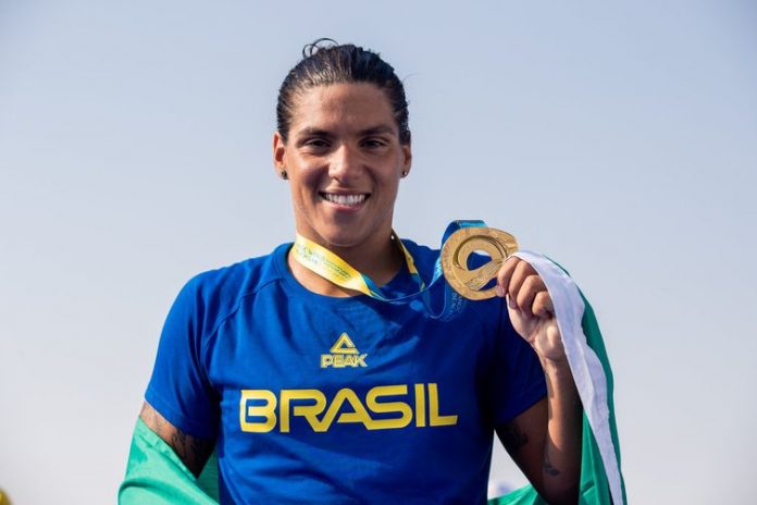 Ana Marcela é escolhida como melhor nadadora de águas abertas