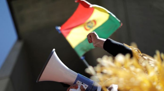Congresso da Bolívia aprova realização de eleições gerais