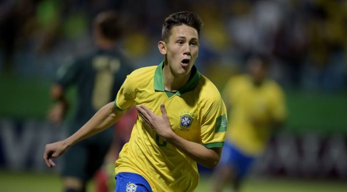 Brasil derrota Itália e está nas semifinais do Mundial Sub-17