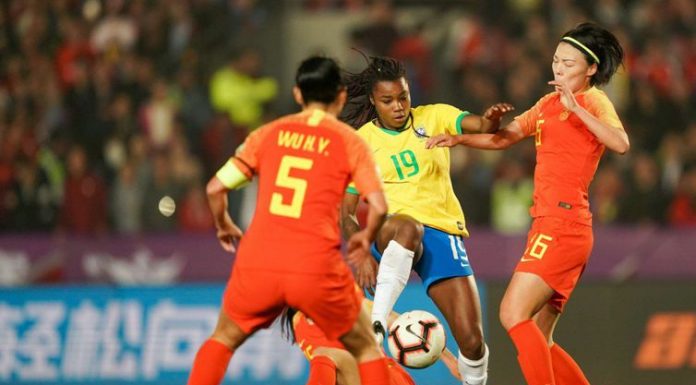 China derrota Brasil nos pênaltis e leva título feminino internacional