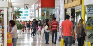 Comércio e serviços geram 28 mil vagas em setembro em São Paulo
