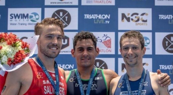 O brasileiro Manoel Messias vence Copa do Mundo de Triatlo, no Peru