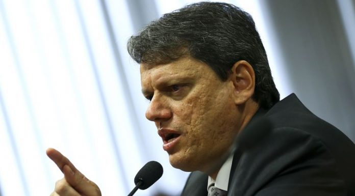 Ministério de Infraestrutura estuda fusão de três estatais