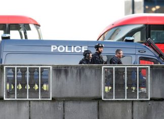 Polícia confirma três mortos em atentado na Ponte de Londres