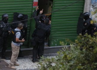 Sequestro no RJ termina depois de mais de oito horas