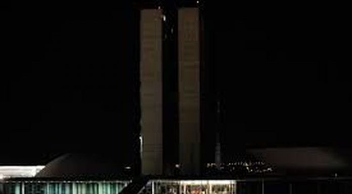 A dois dias do recesso parlamentar, atividades no Congresso esfriam